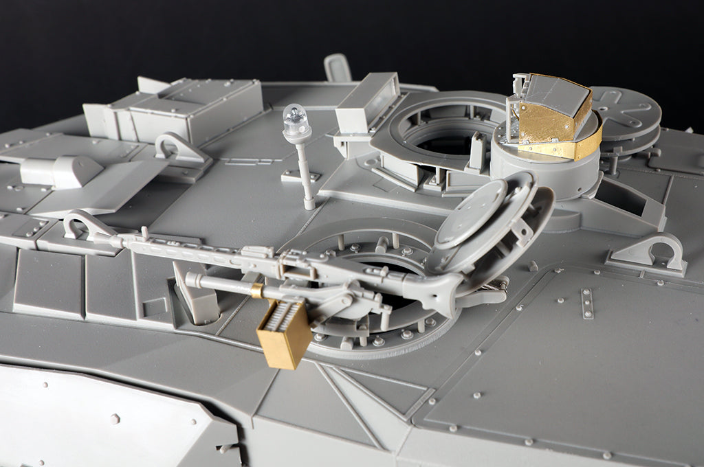 Trumpeter 1/16 Scale German Leopard 2 A6 Main Battle Tank 00966 Plastic Model Kit NZ Stock