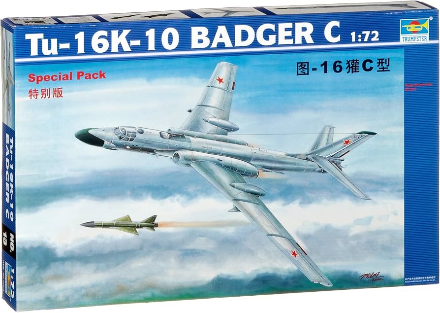 Trumpeter 1/72 Scale Tupolev Tu-16K-10 Badger C Soviet Bomber Plastic Model 01613 NZ Stock