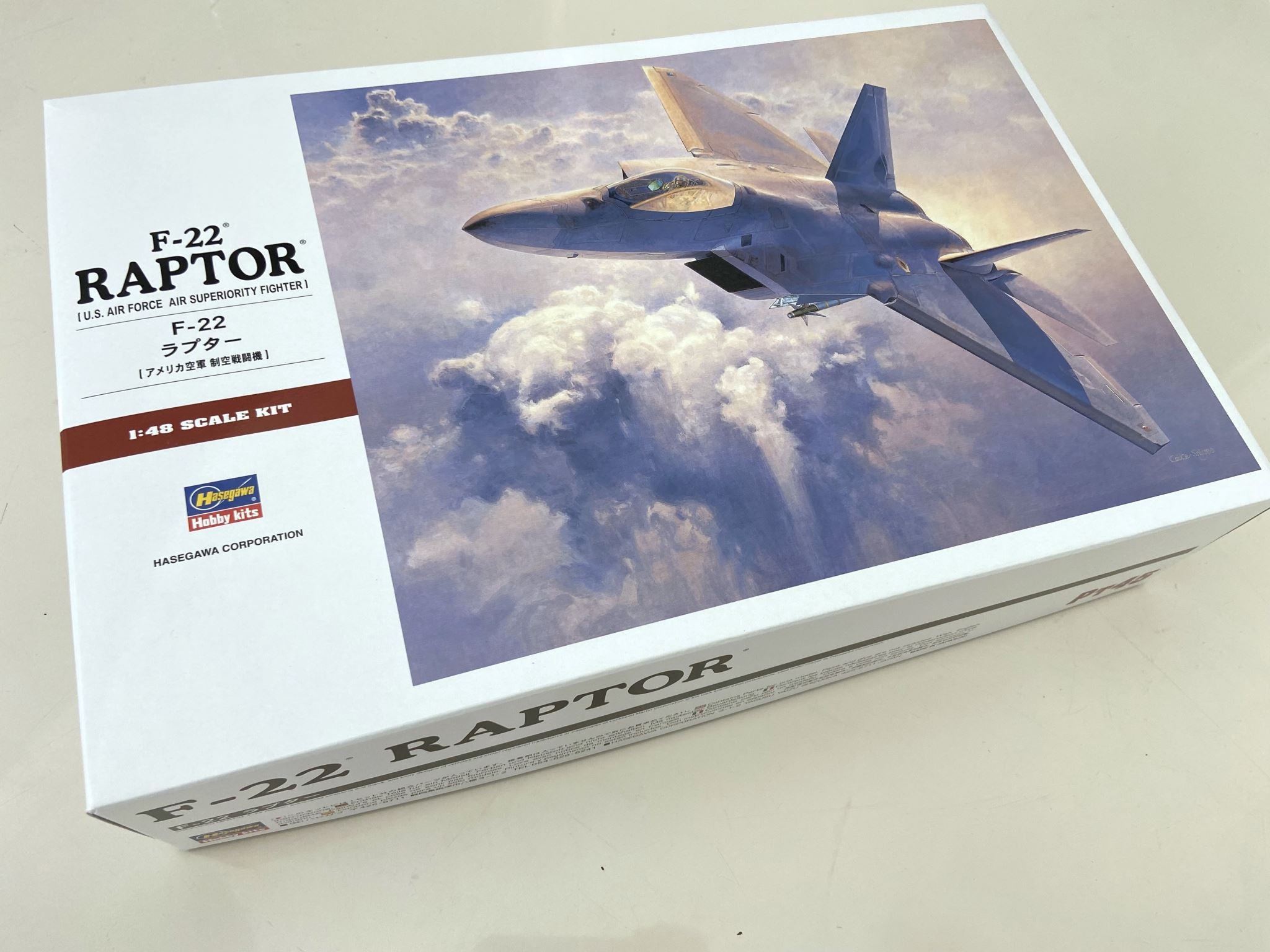Hasegawa 1/48 Scale F-22 Raptor U.S. Air Force Air Superiority Fighter Plastic Model 07245 NZ Stock