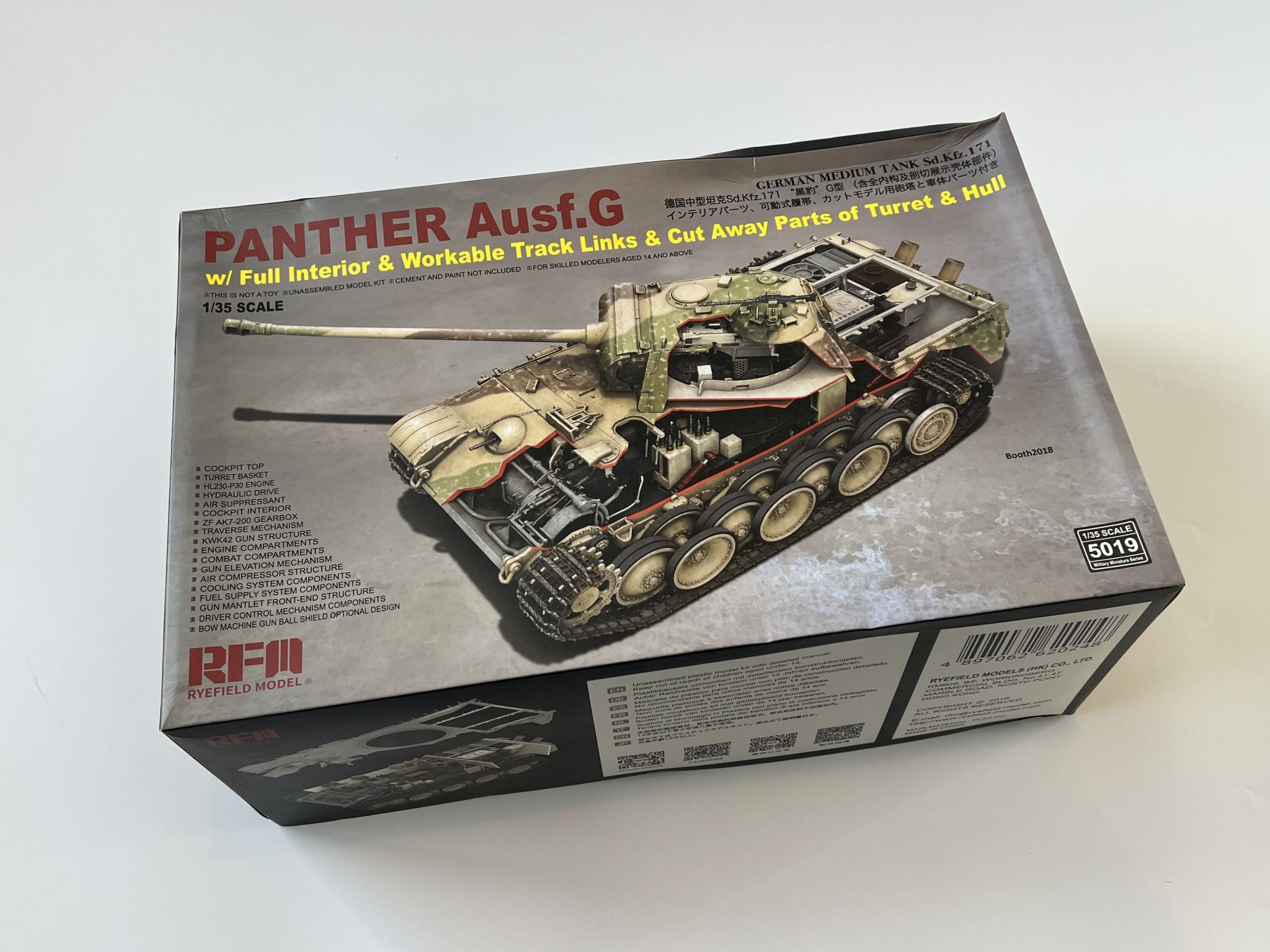 Rye Field 1/35 Panther Ausf. G w/ Full Interior – RM-5019