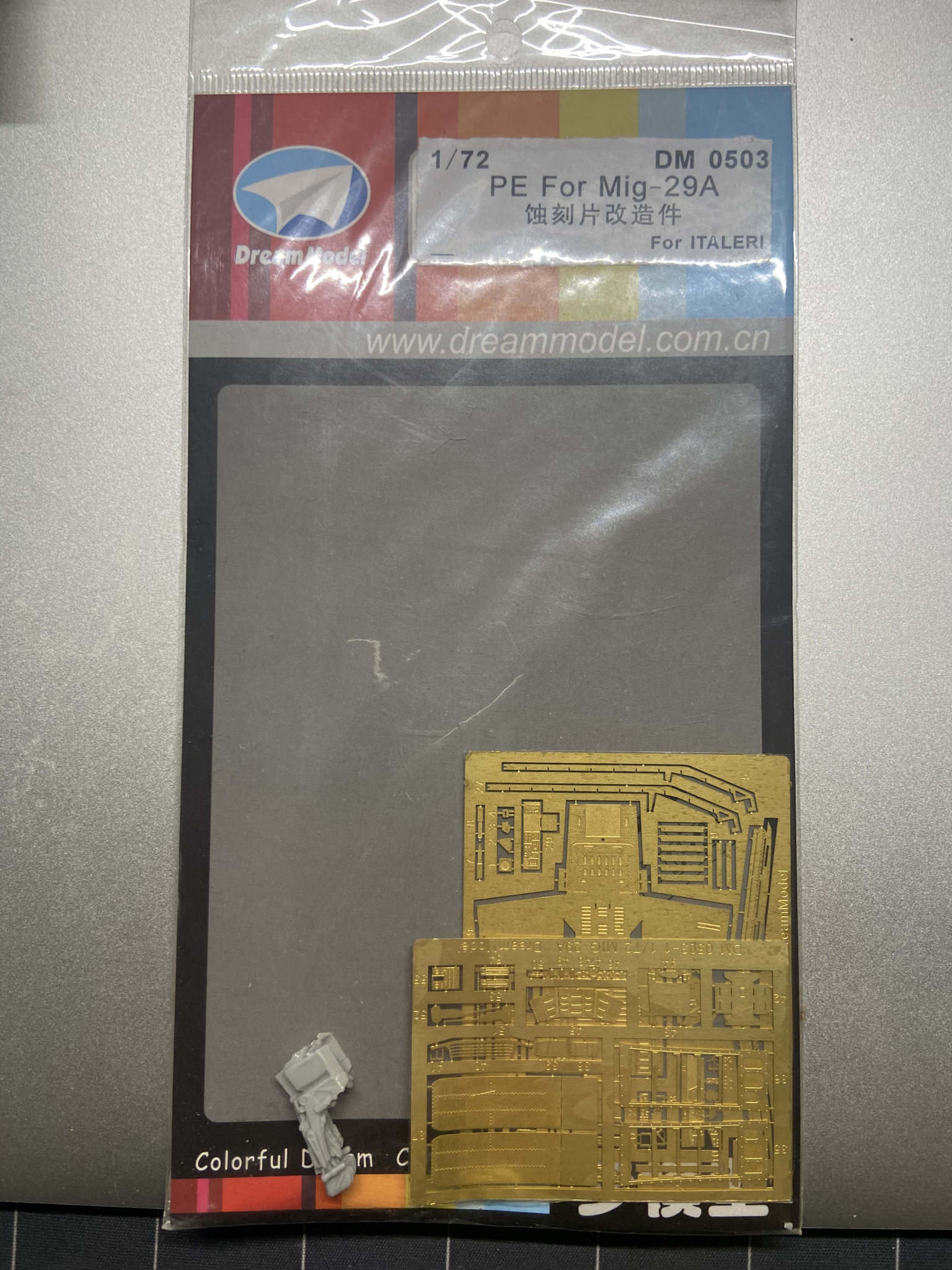 MiG-29A Photo etched details Italeri kits + resin seat DreamModel 0503 1:72