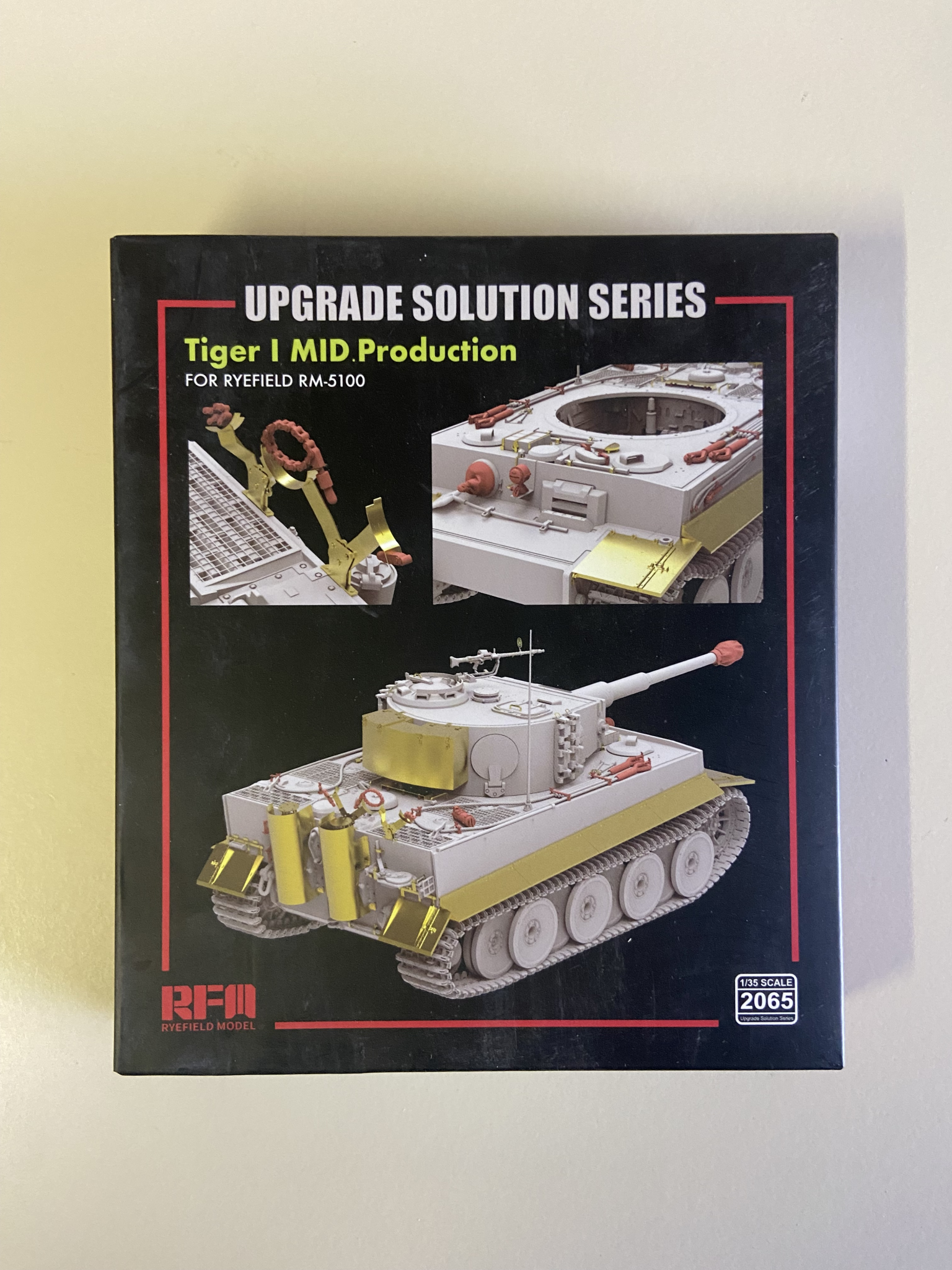 Upgrade set for Pz.Kpfw. VI Ausf. E Tiger I MID. Production RFM RM-2065 1:35