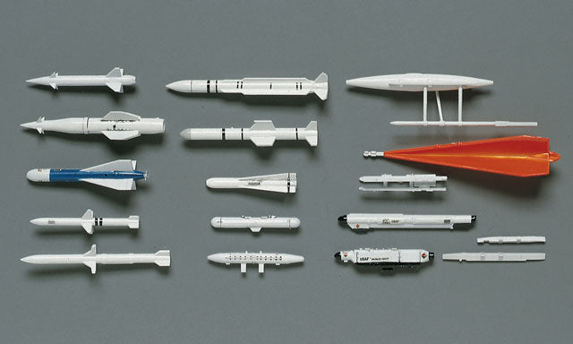 Hasegawa 1/72 Aircraft Weapons: IV – U.S. Air-to-Ground Missiles (No. 35004-400)