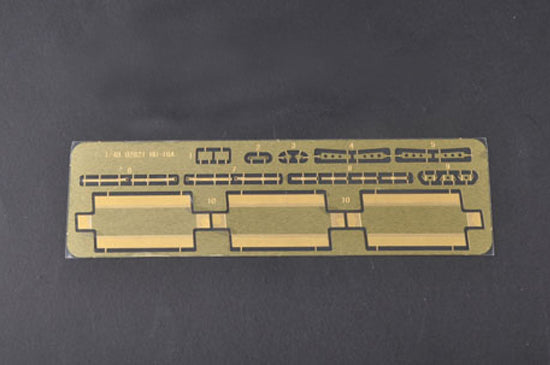 Trumpeter 1/48 HU-16A Albatross Amphibious Rescue Aircraft – No. 02821