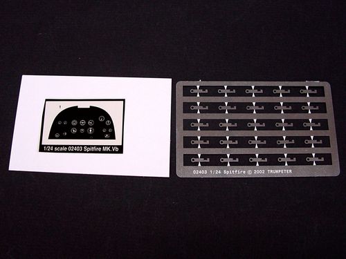 Trumpeter 1/24 Scale Supermarine Spitfire Mk.Vb Float Plane 02404 Plastic Model Kit