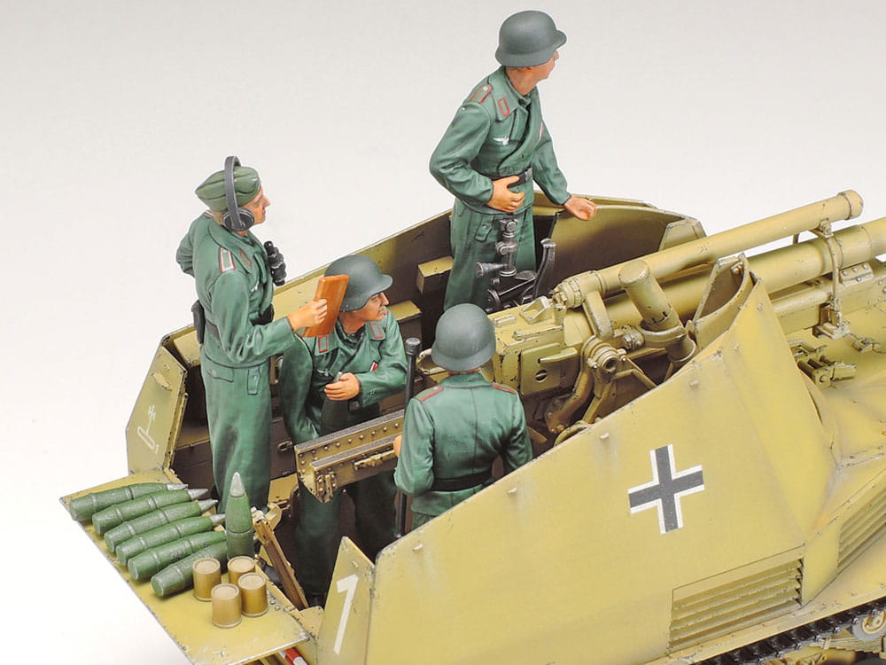 Tamiya 1/35 German Wespe Self-Propelled Howitzer Italian Front WWII Plastic Model Kit 35358