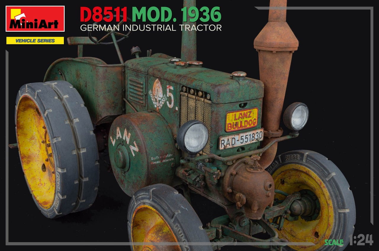 Miniart 24005 - 1:24 D8511 Mod. 1936 German Industrial Tractor