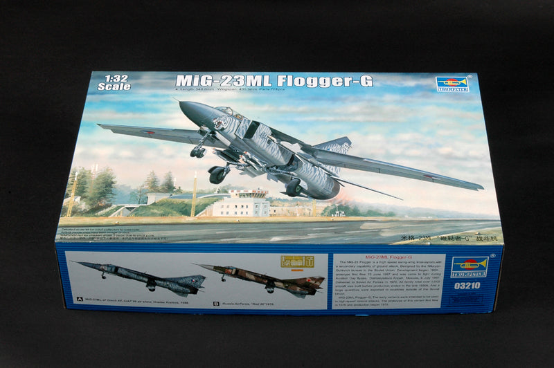 Trumpeter 1/32 MiG-23ML Flogger G Soviet Fighter (No. 03210)