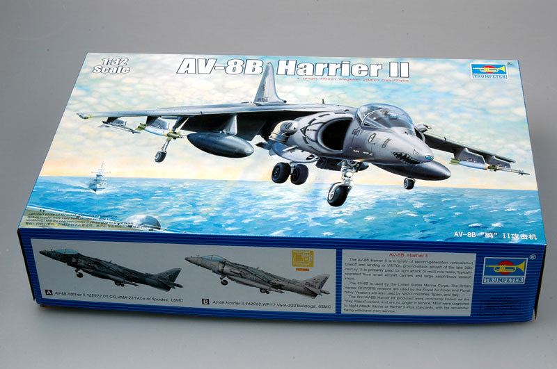 AV-8B Harrier II Trumpeter | No. 02229 | 1:32