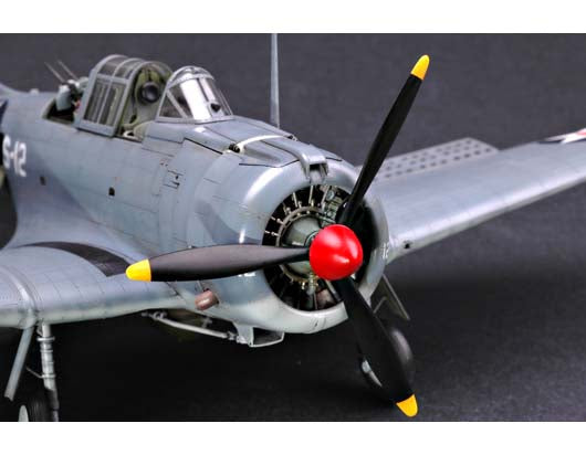 Trumpeter 1/32 U.S. Navy SBD-3/4/A-24A Dauntless Dive Bomber Plastic Model Kit 02242