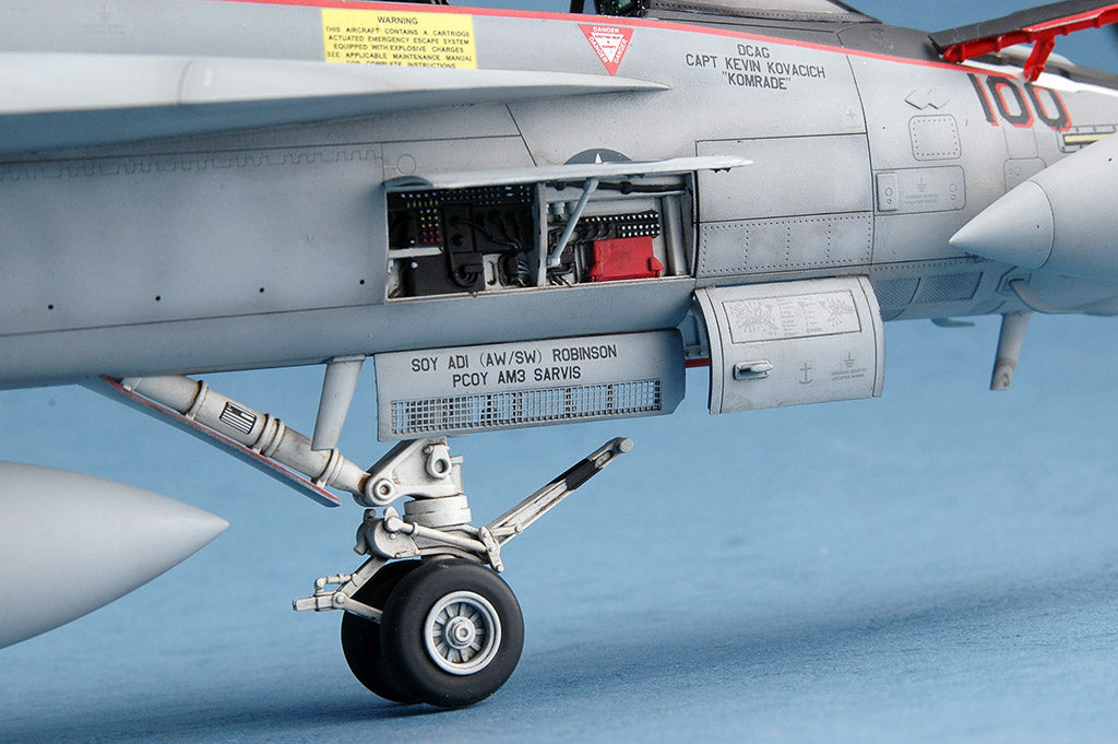 Trumpeter 1/32 F/A-18E Super Hornet (No. 03204)