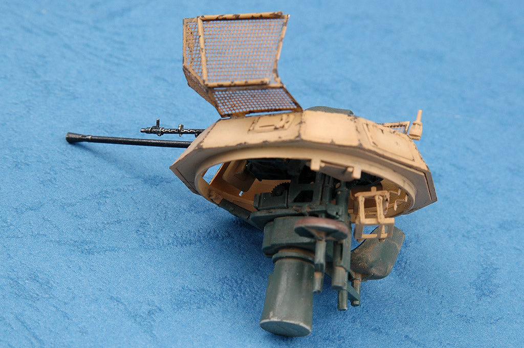 HobbyBoss 1/35 Sd.Kfz.222 Leichter Panzerspähwagen 2cm WWII Armored Car Plastic Model Kit 82442