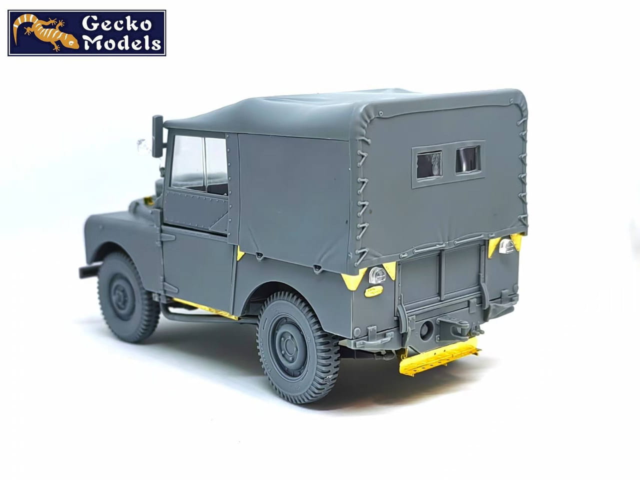 Gecko Models 35GM0062 - 1:35 British FV18001 Mk.1 80in 4x4 Utility Vehicle w/ Canvas Roof Top Early Prod