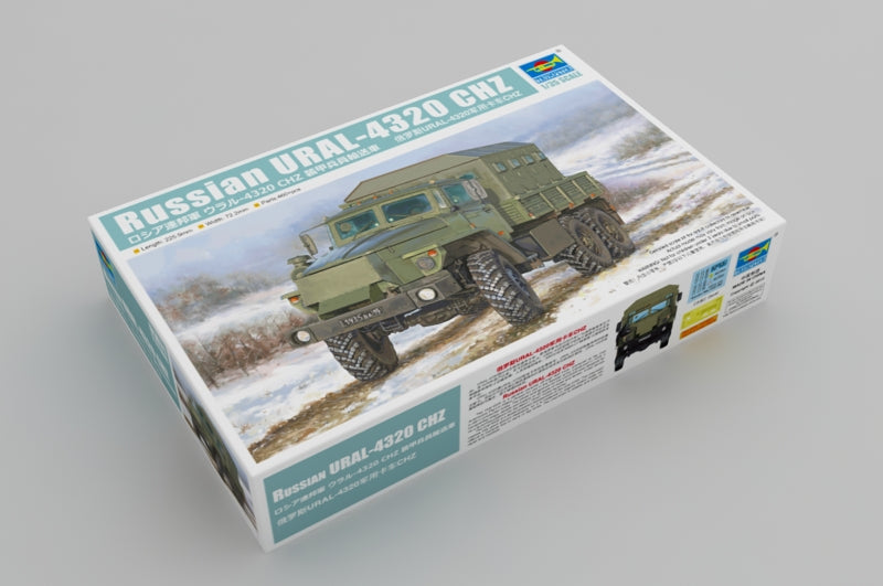rumpeter 1/35 Russian Ural-4320 CHz Armored Personnel Carrier Kit 01071
