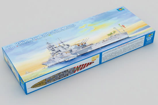 TRUMPETER 1:350 scale Italian Navy Battleship RN Roma 05318 scale model kit