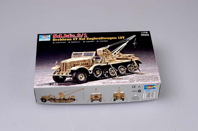 Trumpeter 1:72 scale Drehkran 6t on Zugkraftwagen 18t Sd.Kfz. 9/1 07251 scale model kit