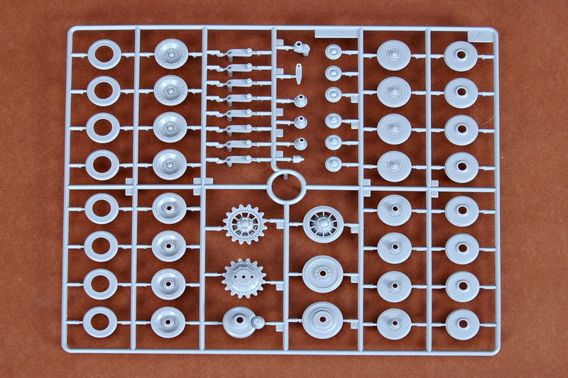 Trumpeter 1:35 scale German 12.8cm Selbstfahrlafette L/61 "Sturer Emil" 00350 scale model kit