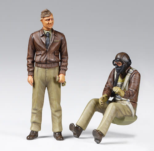 Tamiya 1/32 North American P-51D Mustang WWII Fighter Aircraft Plastic Model Kit 60322