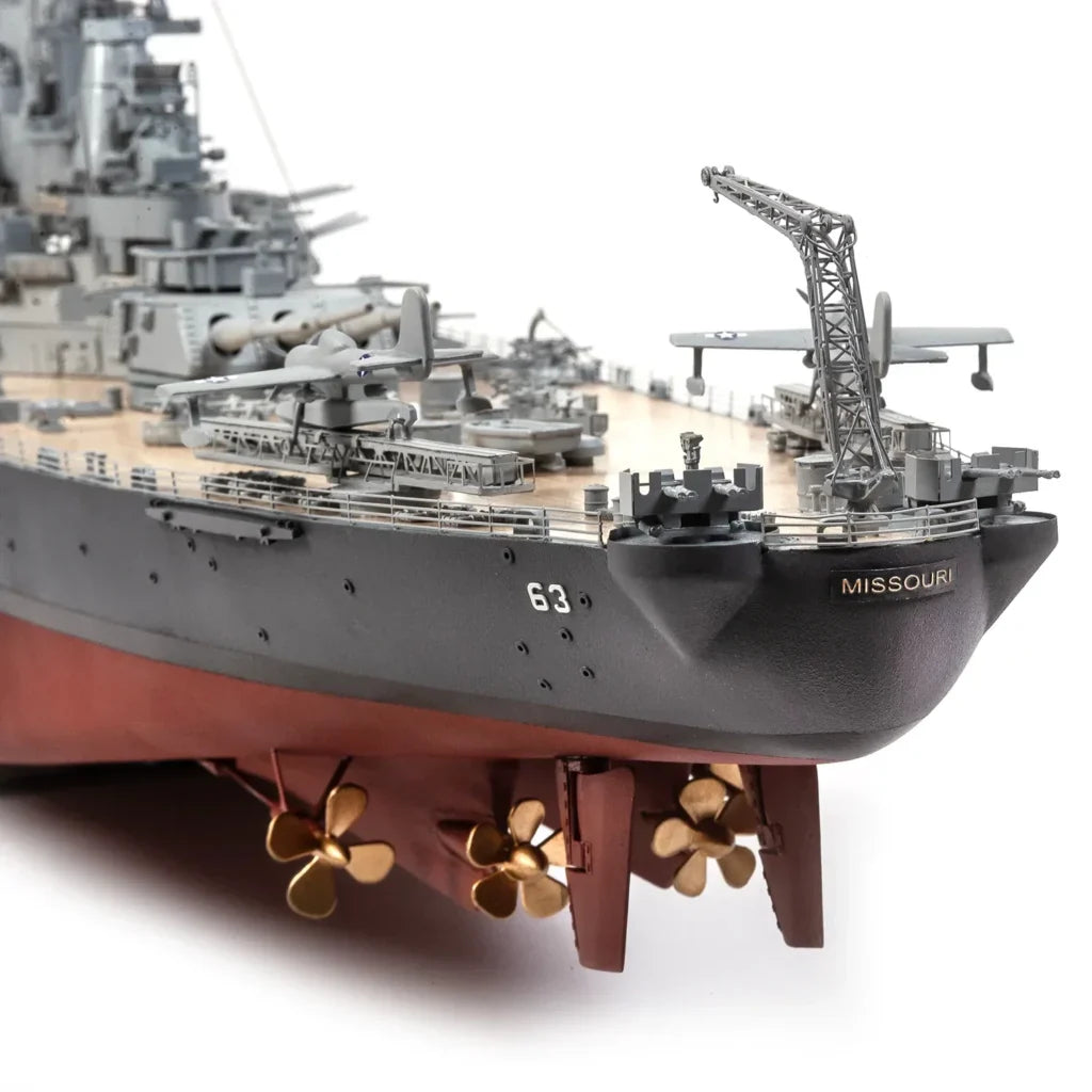 1/200 Ship Model Kits