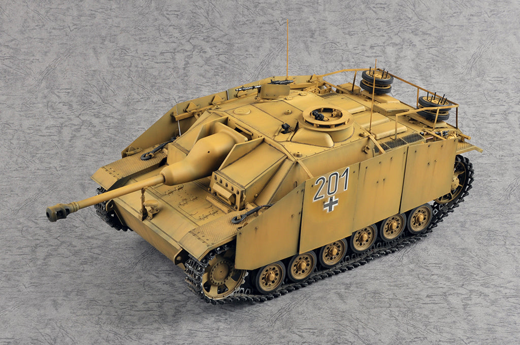 Trumpeter 1/16 StuG.III Ausf.G Late Production 00947 WWII German Assault Gun Model Kit NZ Stock