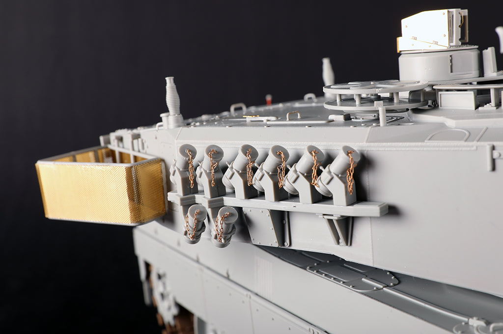 Trumpeter 1/16 Scale German Leopard 2 A6 Main Battle Tank 00966 Plastic Model Kit NZ Stock