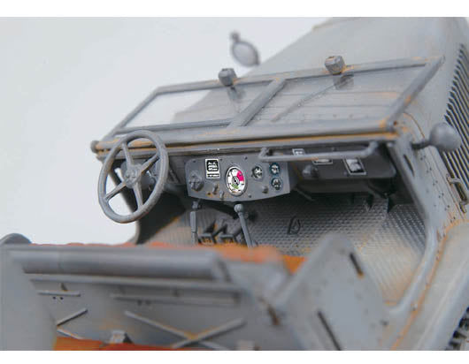 Trumpeter 1/35 Scale German 2cm Flakvierling 38 auf Selbstfahrlafette (Sd.Kfz.7/1 Early) w/ Sd.Anhanger 51 01523 Plastic Model Kit NZ Stock