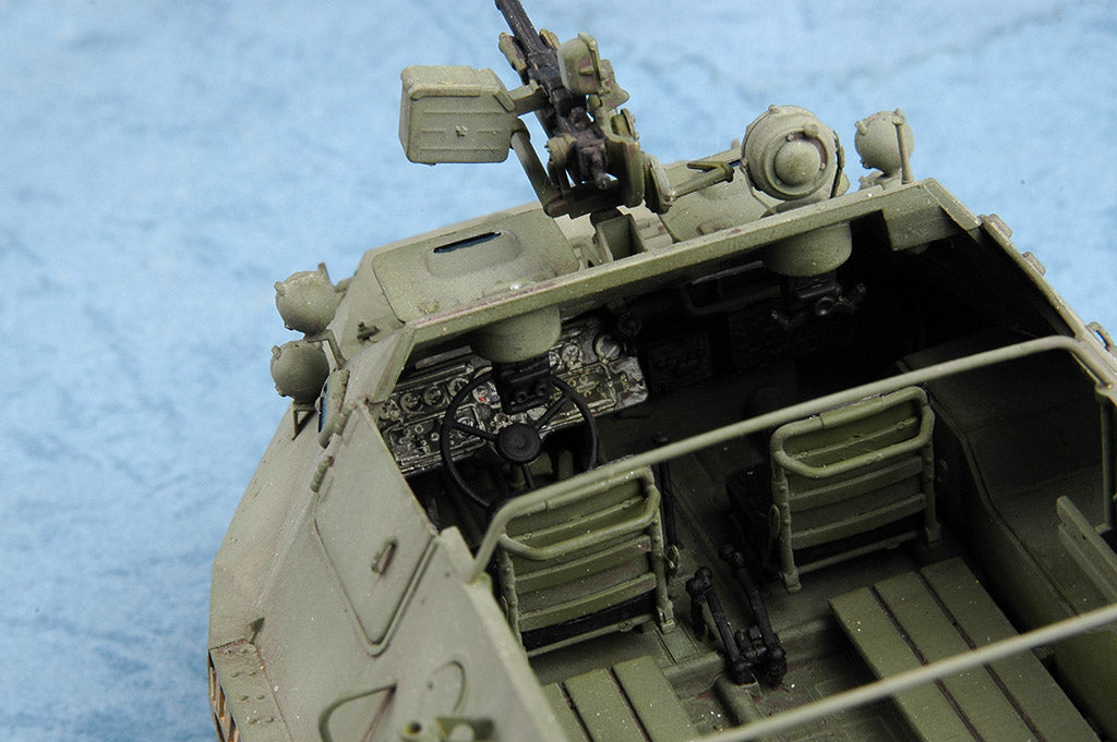 Trumpeter 1/35 Russian BTR-60P APC 01542 Soviet 8x8 Amphibious Armoured Personnel Carrier Military Vehicle Plastic Model Kit NZ Stock