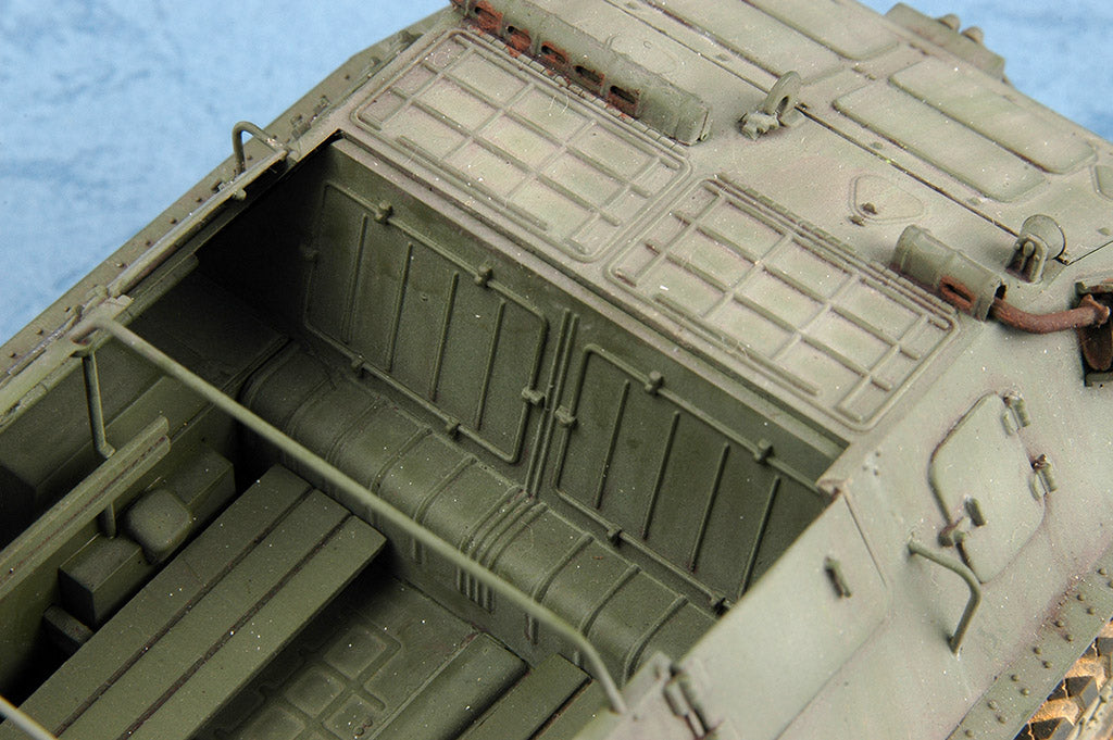 Trumpeter 1/35 Russian BTR-60P APC 01542 Soviet 8x8 Amphibious Armoured Personnel Carrier Military Vehicle Plastic Model Kit NZ Stock