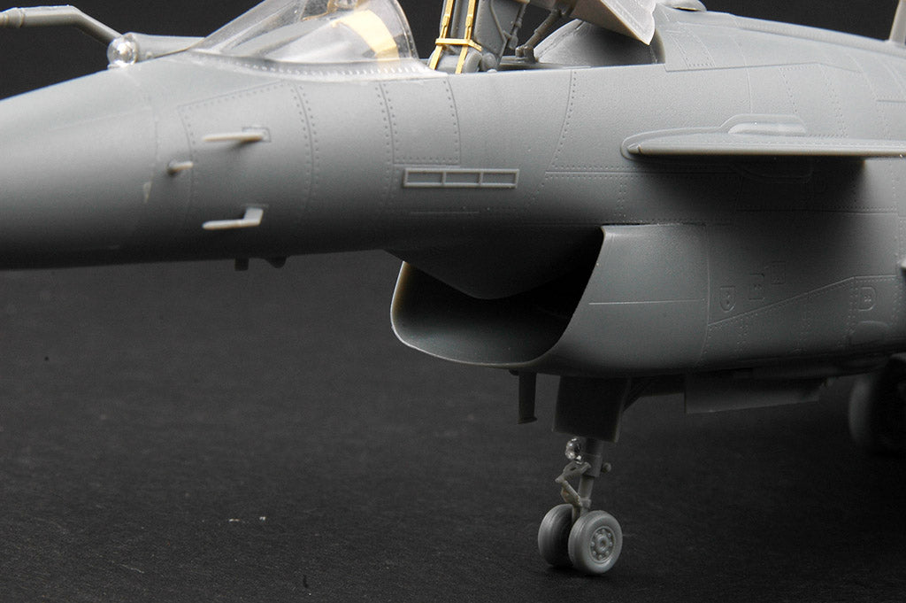 Trumpeter 1/48 Scale PLAAF J-10B Vigorous Dragon Fighter 02848 Plastic Model Kit NZ Stock