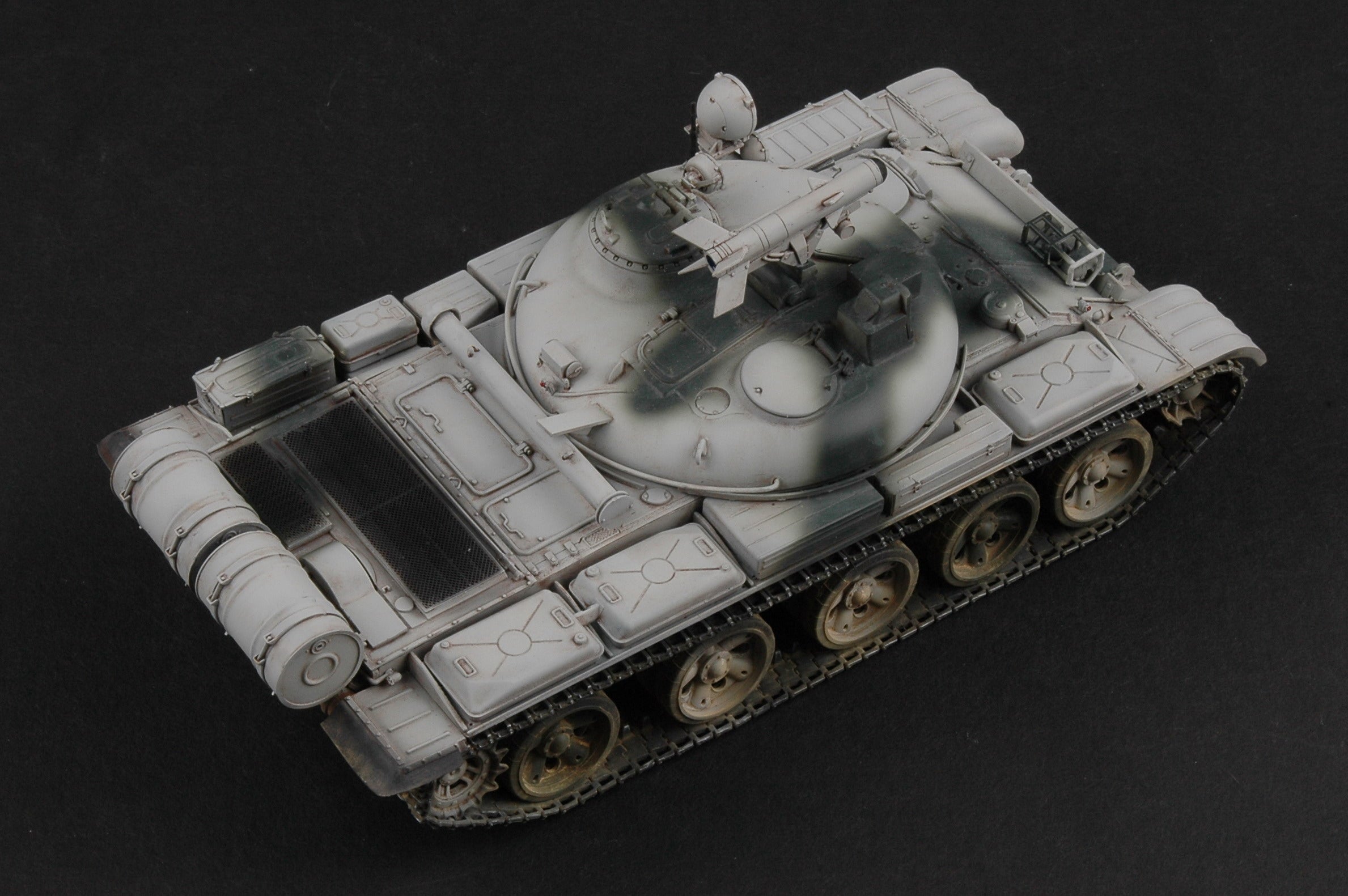 Trumpeter 1/35 Scale Soviet IT-1 Missile Tank 05541 Plastic Model Kit NZ Stock