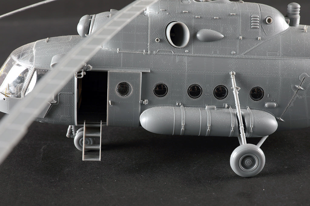 Trumpeter 1/48 Mi-17 Hip-H 05814 Soviet/Russian Transport Helicopter Model Kit NZ Stock