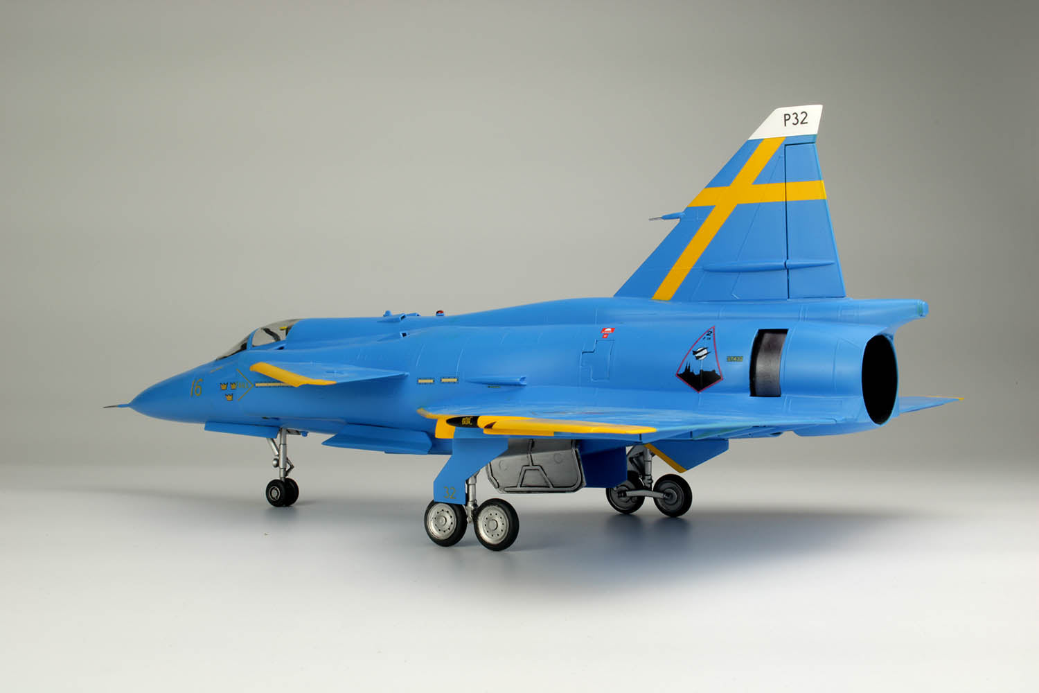 1/48 Swedish JA37 Jaktovigen Blue Peter Swedish  Painting Machine