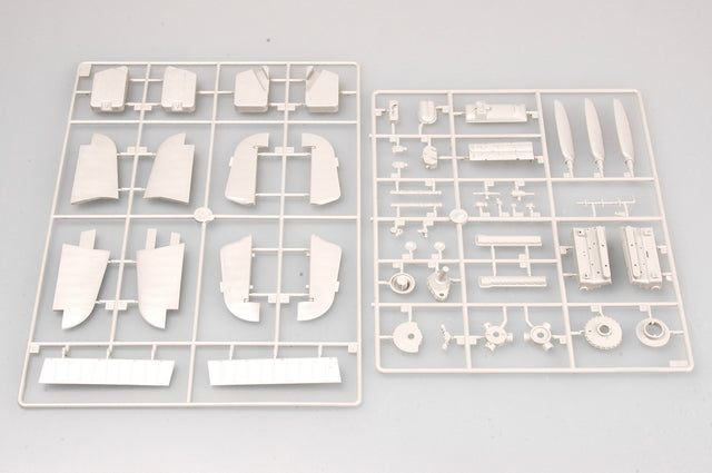Trumpeter 1/24 Hurricane Mk.I WWII Fighter Aircraft Model Kit 02414