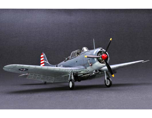 Trumpeter 1/32 U.S. Navy SBD-3/4/A-24A Dauntless Dive Bomber Plastic Model Kit 02242