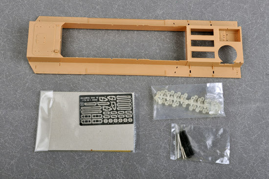 Trumpeter 1/35 Mörser Karl-Gerät 040/041 Initial Version on Railway Transport Carrier WWII Heavy Mortar Kit 00208