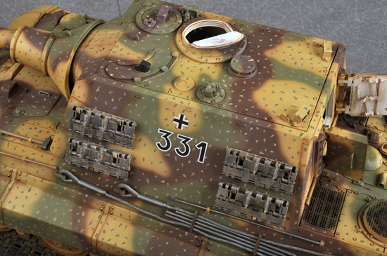 Trumpeter 1/16 Sd.Kfz.186 Jagdtiger German Heavy Tank Destroyer 00923