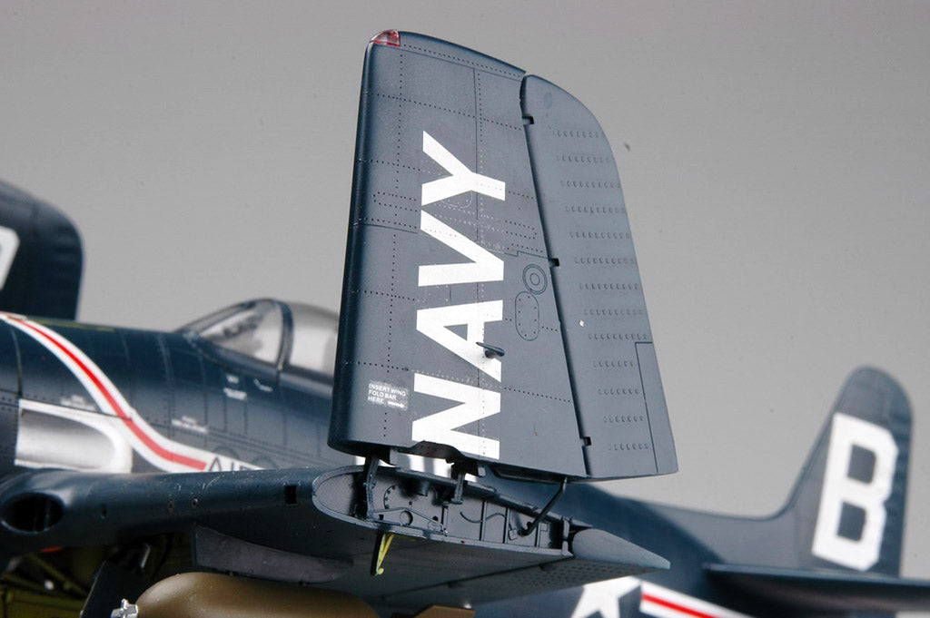 Trumpeter 1/32 F8F-1 Bearcat U.S. Navy WWII Fighter Aircraft Model Kit 02247