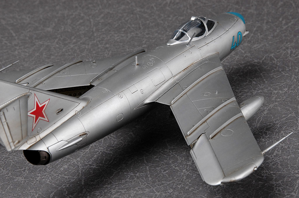 HobbyBoss 1/48 Scale MiG-17PF Fresco D Soviet All-Weather Jet Fighter Plastic Model Kit 80336 NZ Stock