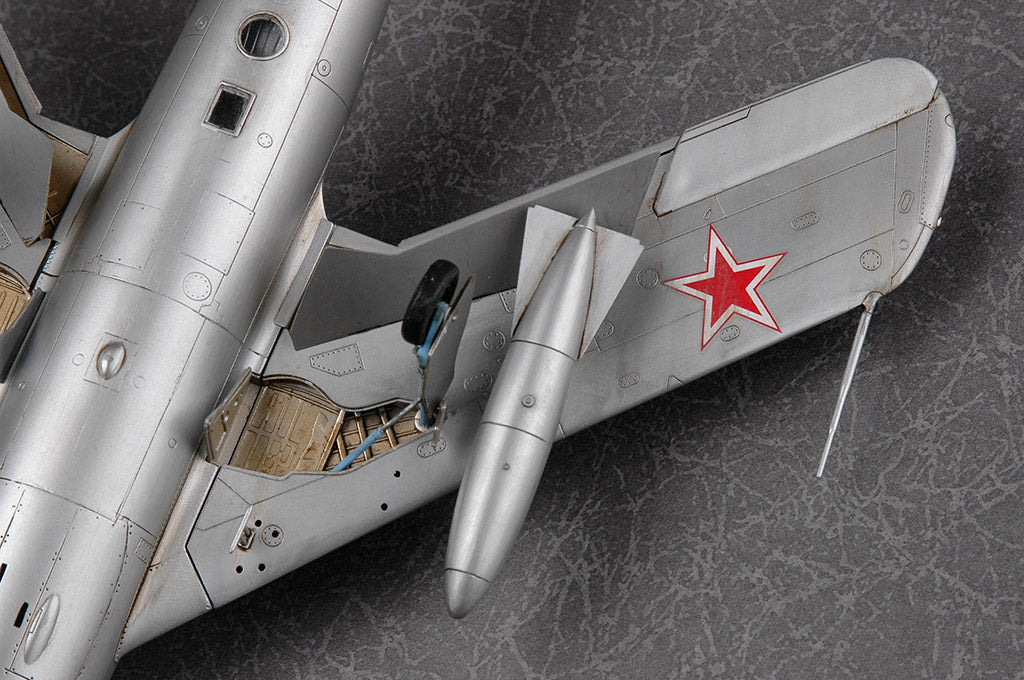 HobbyBoss 1/48 Scale MiG-17PF Fresco D Soviet All-Weather Jet Fighter Plastic Model Kit 80336 NZ Stock