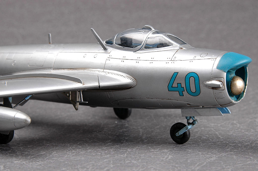 HobbyBoss 1/48 Scale MiG-17PF Fresco D Soviet All-Weather Jet Fighter Plastic Model Kit 80336 NZ Stock