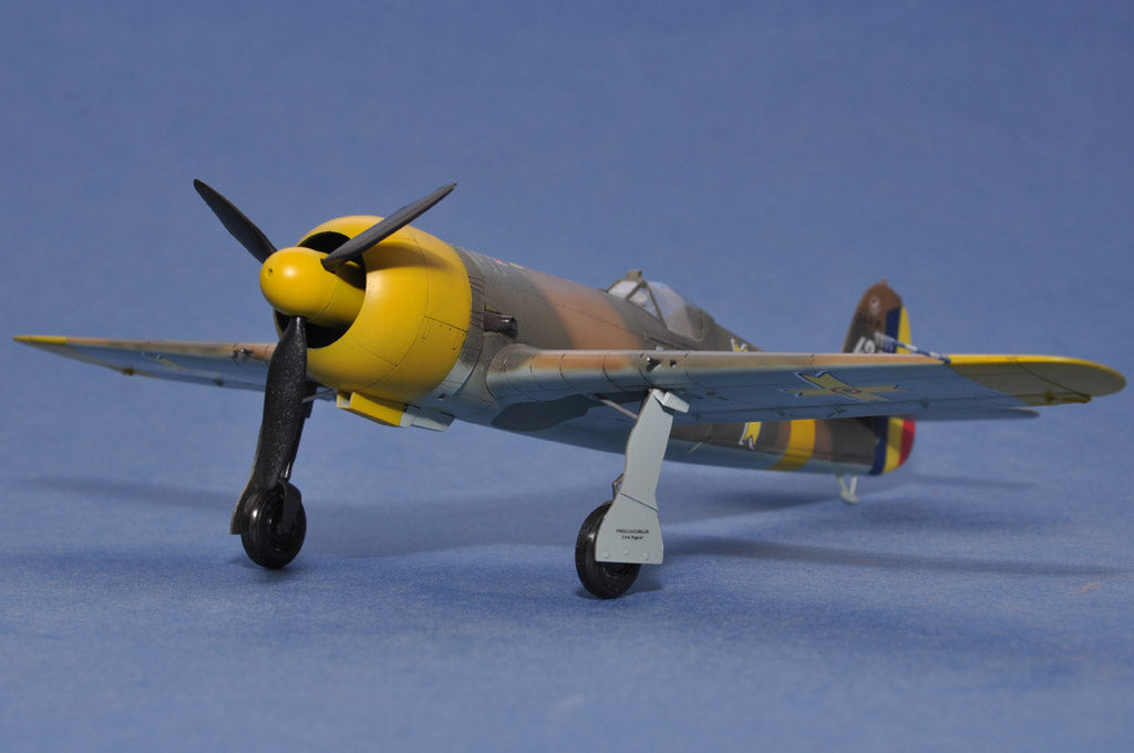HobbyBoss 1/48 IAR 80 81757 WWII Romanian Fighter Aircraft Model Kit NZ Stock