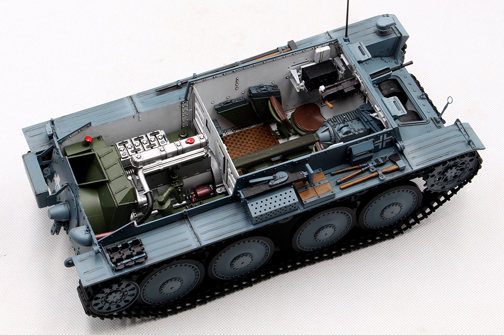 HobbyBoss 1/16 Scale Pz.Kpfw 38(t) Ausf.E/F German Light Tank Full Interior Plastic Model Kit 82603 NZ Stock