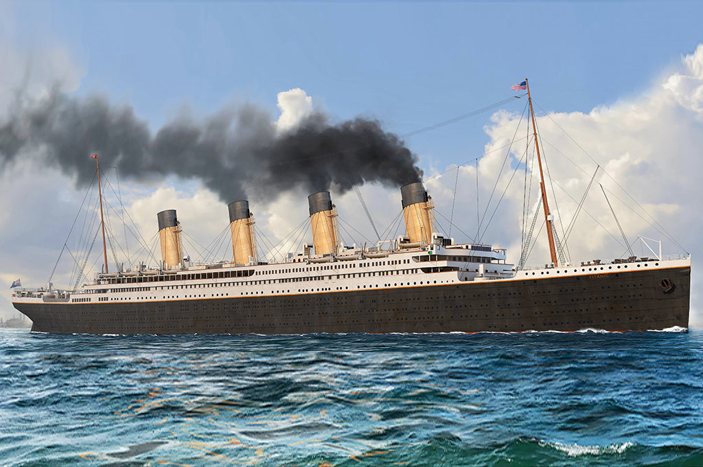 HobbyBoss 1/700 Scale RMS Titanic Ocean Liner Plastic Model Kit 83420 NZ Stock