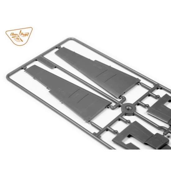 Clear Prop 1:72 scale Grumman OV-1 A/JOV-1A Mohawk (Advanced Kit) 72016 scale model kit