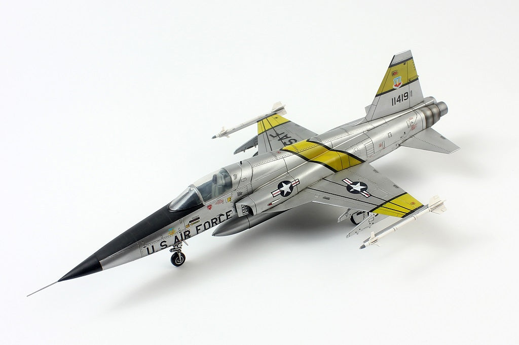 Dream Model 1/72 scale Northrop F-5E Tiger II (Early version) DM720013 scale model kit