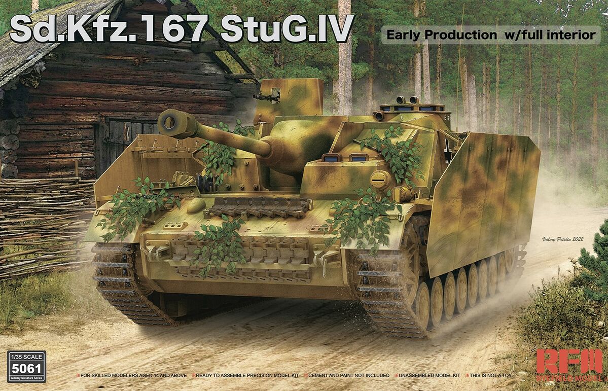 Rye Field Model 1/35 Scale Sd.Kfz. 167 StuG IV Early Production with Full Interior Plastic Model Kit RM-5061