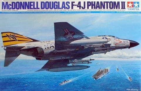 Tamiya 1/32 McDonnell Douglas F-4J Phantom II US Navy Fighter Jet Plastic Model Kit 60306