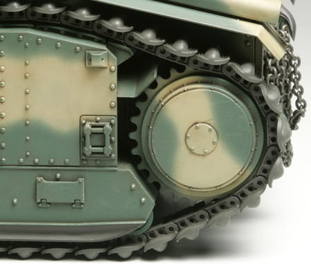 TAMIYA 35282 - 1:35 scale Char B1 Bis French Army plastic model kit