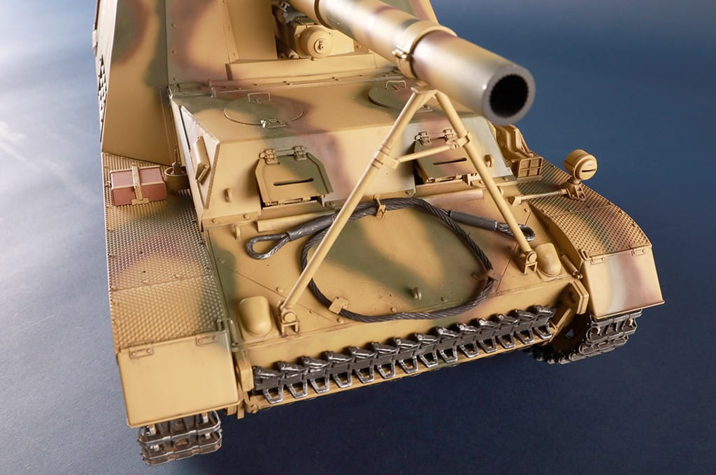 Trumpeter 1:16 Scale German Sd.Kfz.165 Hummel Late Production 00953 Plastic Model Kit