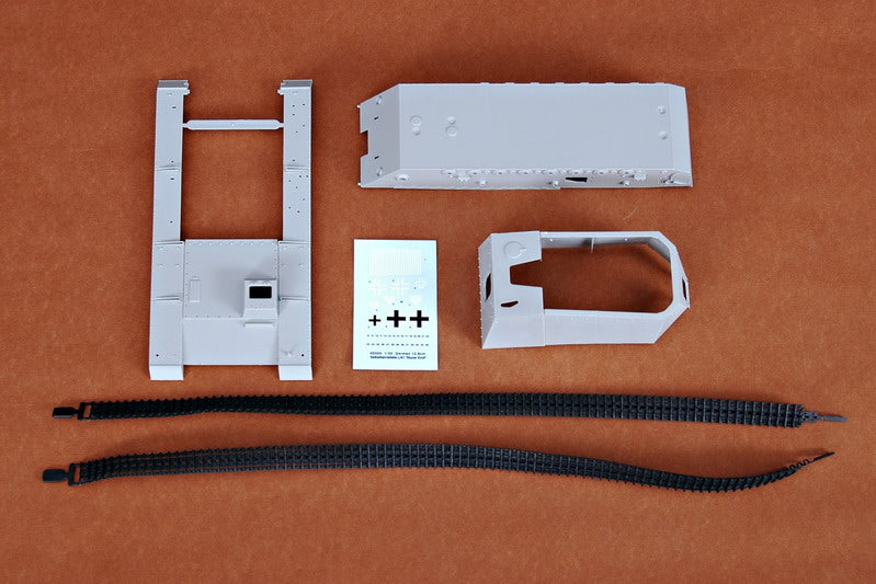 Trumpeter 1:35 scale German 12.8cm Selbstfahrlafette L/61 "Sturer Emil" 00350 scale model kit